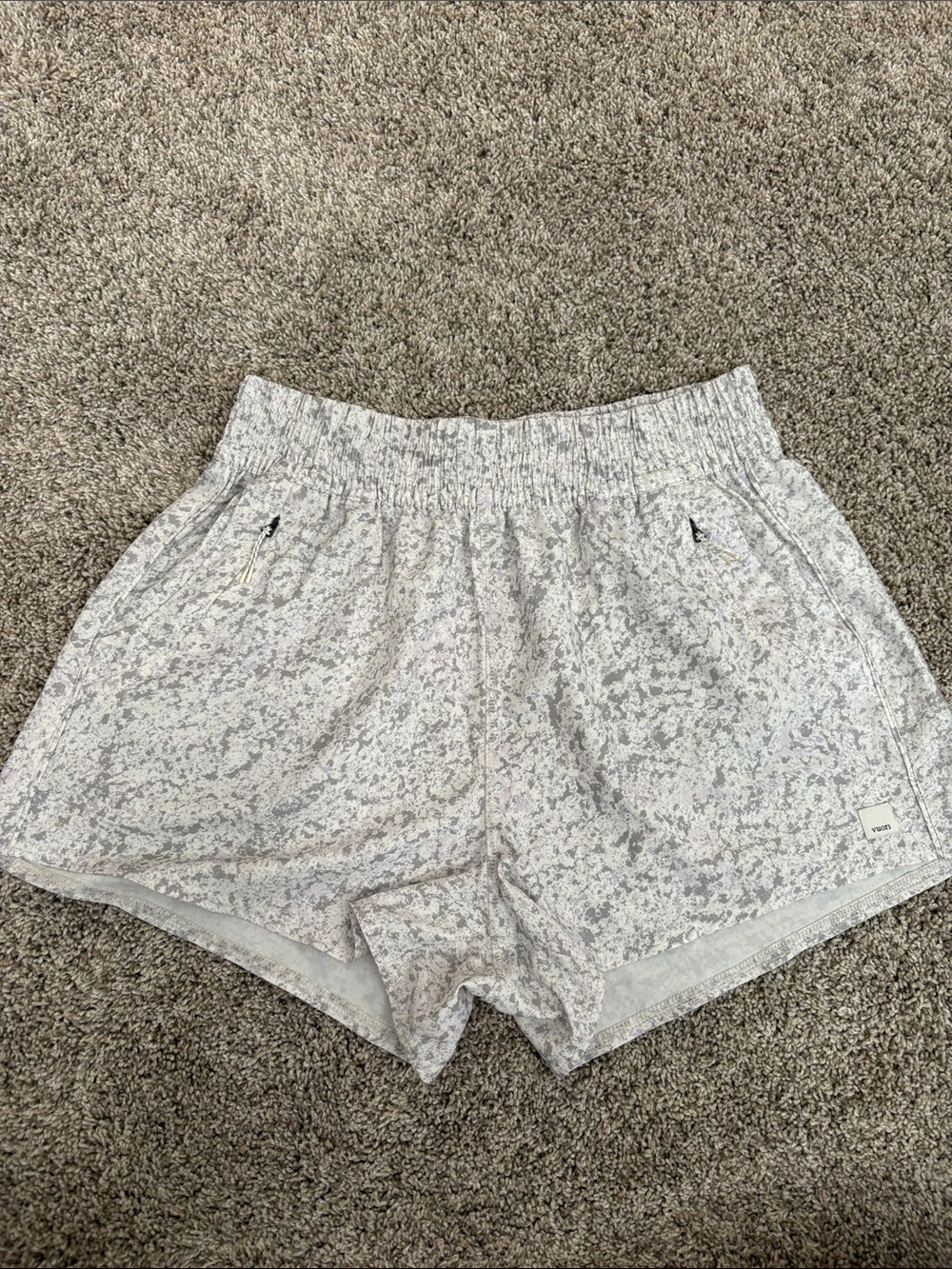 Vuori Light Gray Printed Women's Active Shorts